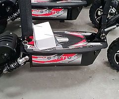 EVO Powerboard 1000 watt Scooter (serious value) 40 kph top speed @ muckandfun - Image 6/10