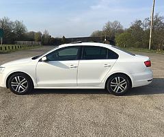 2012 Volkswagen Jetta - Image 4/10