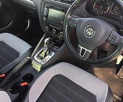 2012 Volkswagen Jetta - Image 8/10