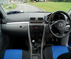 Mazda 3 - Image 4/4