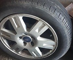 5 Mondeo alloy wheels with tyres..two brand new - Image 4/4