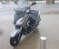 Yamaha xmax 250