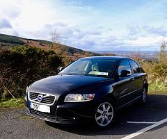 Volvo S40 - 2011 automatic - Image 5/7