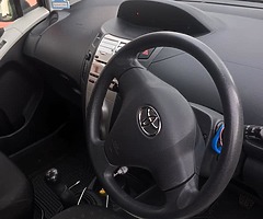 Toyota Yaris - Image 7/10