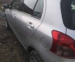 Toyota Yaris 2006 - Image 4/9