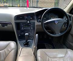 Volvo s60 - Image 4/4