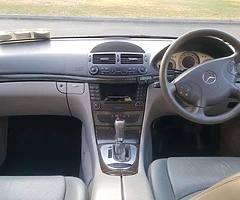 mercedes e 200 2003 - Image 6/6