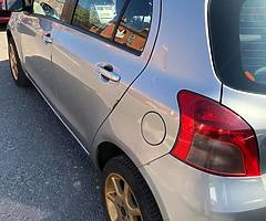 Toyota Yaris 2008 (1.4 diesel) - Image 4/8