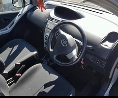 Toyota Yaris - Image 5/6