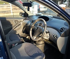 Toyota Yaris 01 - Image 4/9