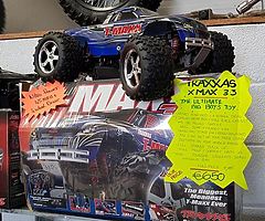 Nitro powered remote control truck famous traxxas t max full price is 650 - Image 4/4