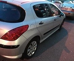 Peugeot 308 - Image 5/7