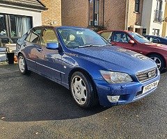 Choice of 2 lexus IS200 sport & Se