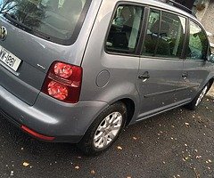 Volkswagen touran 2009 7 seater