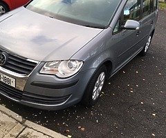 Volkswagen touran 2009 7 seater