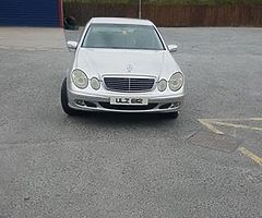 Mercedes E 2.2 D - Image 4/4