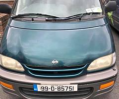 Nissan Serena 1999