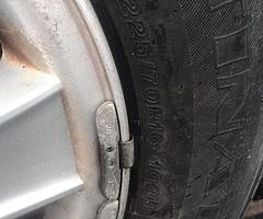 Hyundai Jeep Tyres like new x5