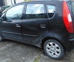 Mitsubishi colt 1.1 2005