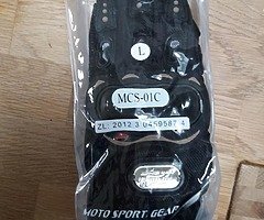 Motorbike gloves