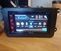 Pioneer touch screen cd player - Image 2/5