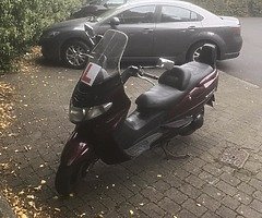 Suzuki burgman 400