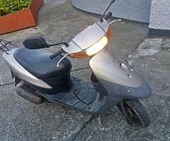 99 Suzuki 49cc scooter