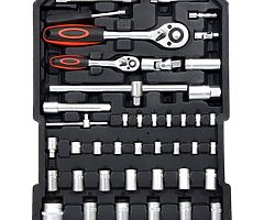 399 Pieces Ultimate Tool Kit / Socket Set / Screw Drivers / Ratchet Spanners + More