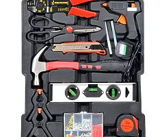 399 Pieces Ultimate Tool Kit / Socket Set / Screw Drivers / Ratchet Spanners + More