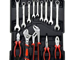 399 Pieces Ultimate Tool Kit / Socket Set / Screw Drivers / Ratchet Spanners + More - Image 5/8