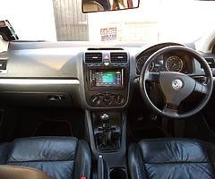 2005 Volkswagen Golf - Image 5/7