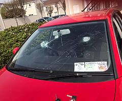 Car windows smashed - Image 6/8