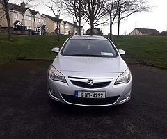 2011 Vauxhall Astra 1.7 CDTI - Image 1/8