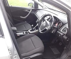 2011 Vauxhall Astra 1.7 CDTI - Image 5/8