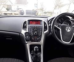 2011 Vauxhall Astra 1.7 CDTI - Image 7/8