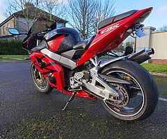 Honda Fireblade CBR 929R - Image 4/10