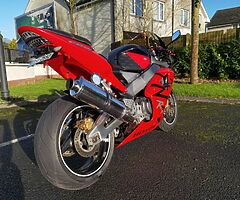 Honda Fireblade CBR 929R - Image 7/10