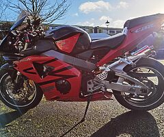 Honda Fireblade CBR 929R - Image 8/10