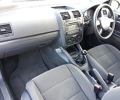 2005 Volkswagen Golf - Image 8/10