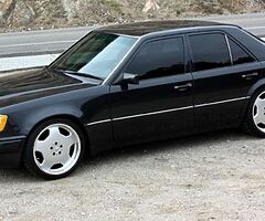 Mercedes W124 E500 AMG - Image 4/5