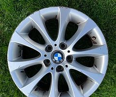 4 Bmw 17’’ alloy wheel for sale.