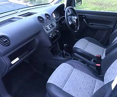 2010 Volkswagen Caddy Maxi 1.6 TDI - Image 4/6