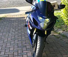 Suzuki Gsxr 600 K4 - Image 4/5