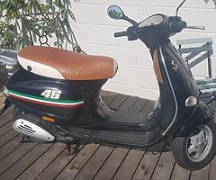 2002 Vespa ET4