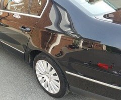 Volkswagen Passat - Image 7/10