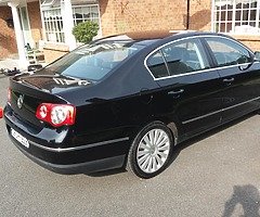 Volkswagen Passat - Image 8/10