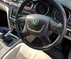 Skoda 1.6 tdi - Image 4/8