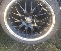 Four 18 inch stamford wheels