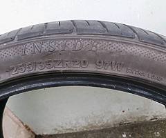 Part Worn 255 / 35 / R20 Tyres