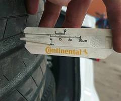 Part Worn 255 / 35 / R20 Tyres - Image 4/5